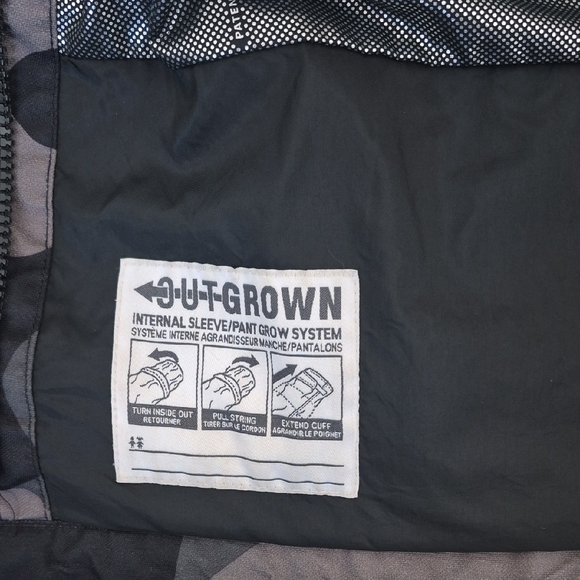 Jacket - Picture 8 of 10